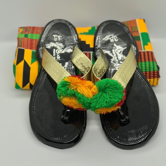 Colorful handmade Ohenema Slippers - Picture 1 of 2